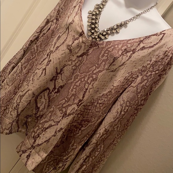 JUSTFAB Python Printed Blouse - Picture 4 of 4